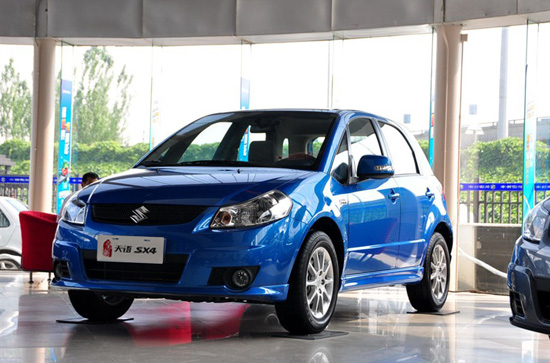 長安鈴木新天語兩廂