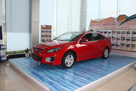 一汽馬自達睿翼轎跑