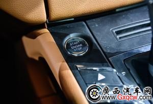 眾泰汽車 眾泰SR9 2016款 2.0T 自動基本型