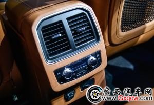 眾泰汽車 眾泰SR9 2016款 2.0T 自動基本型