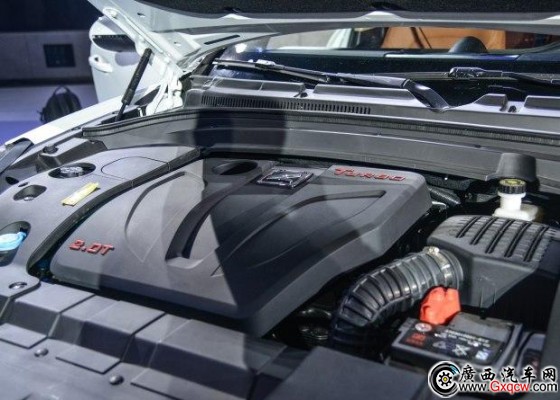 眾泰汽車 眾泰SR9 2016款 2.0T 自動基本型