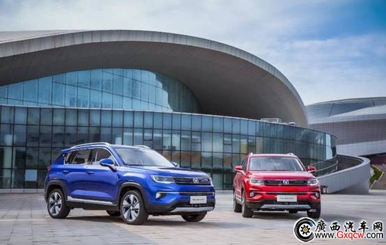 1538099151442552.jpg 153716695322500b77395ac